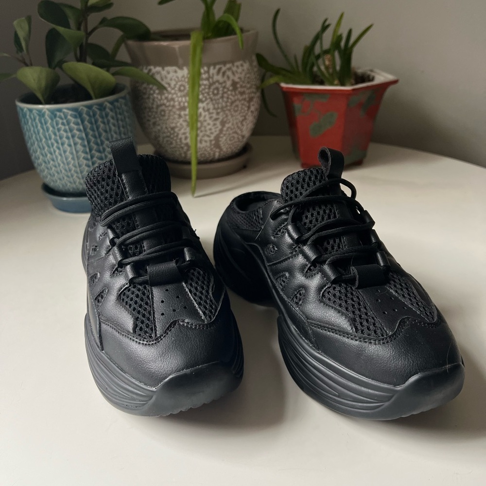 Slip on sneakers